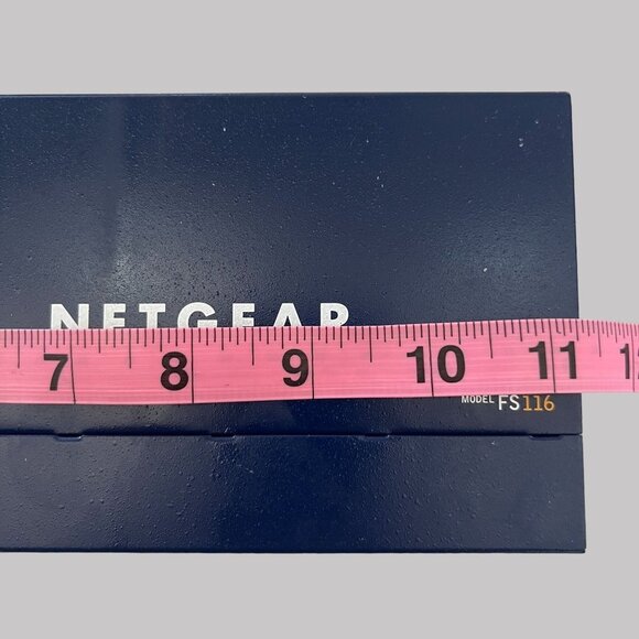 Netgear Ethernet Switch FS116 Prosafe 16 Port 10/100 Unmanaged Power Supply - Picture 7 of 8